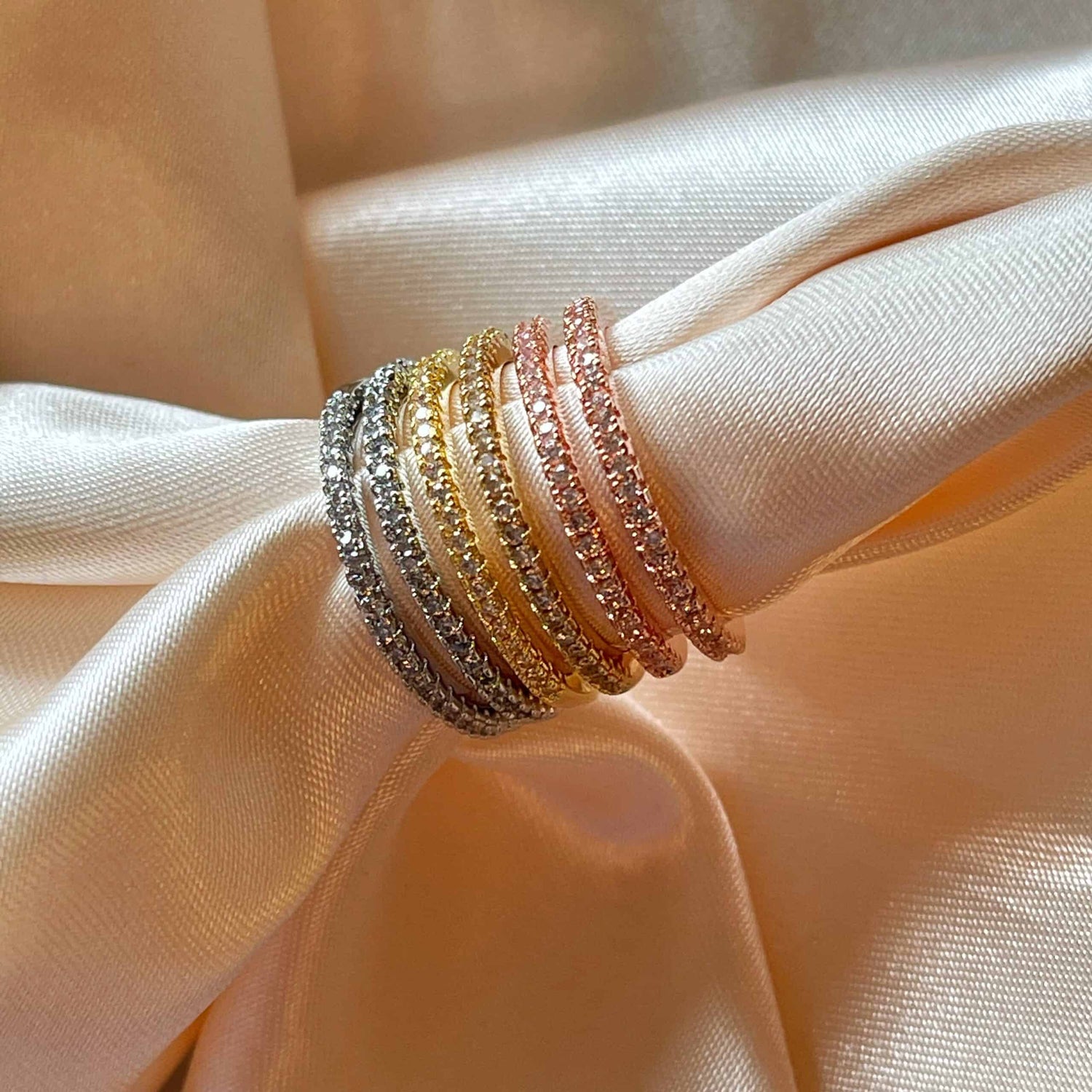 Jewelled rings main
