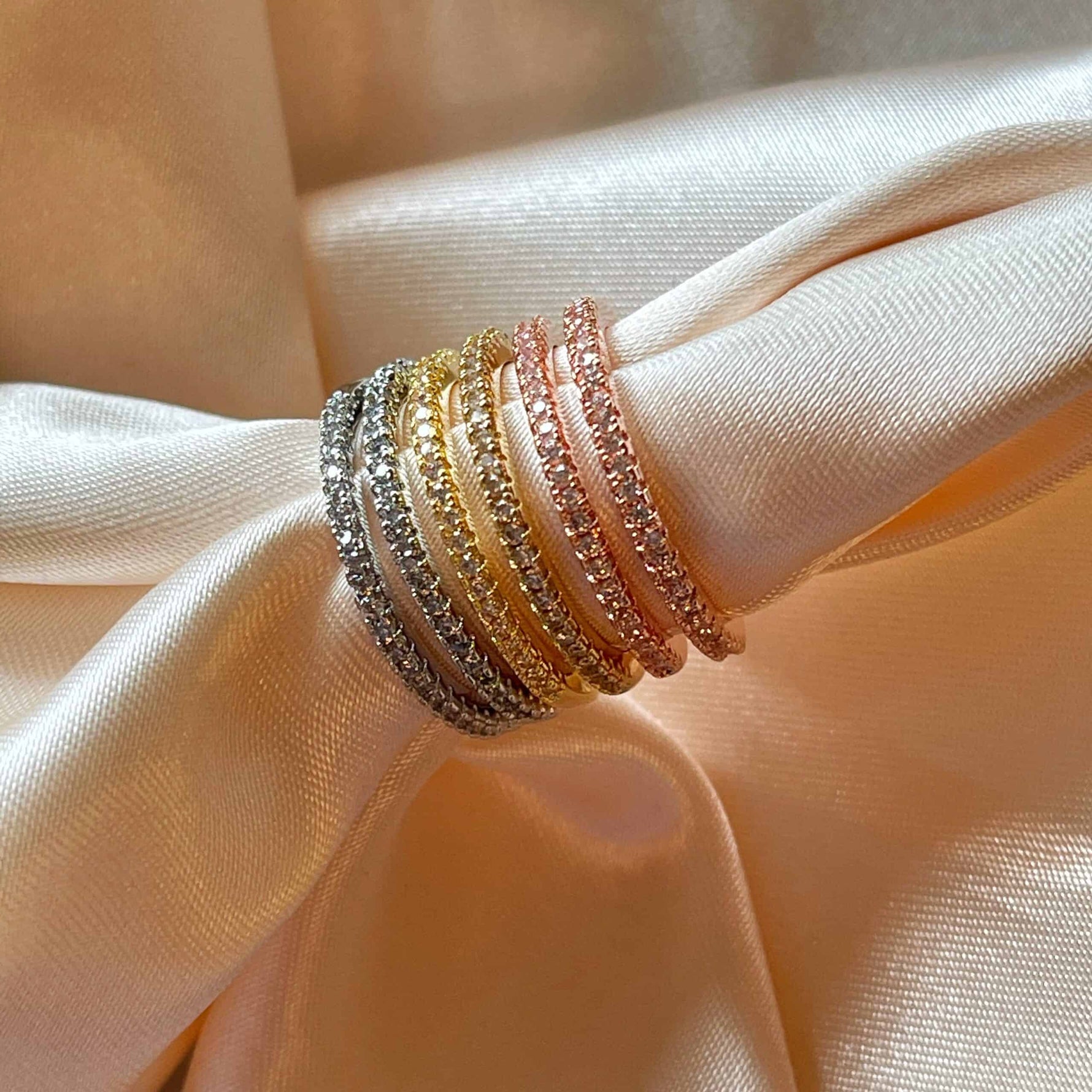 Jewelled rings main