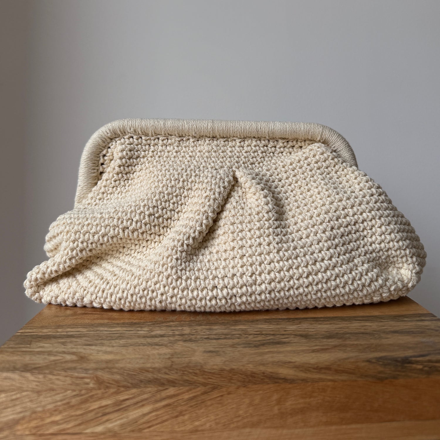 Knitted Cream SS Clutch Bag