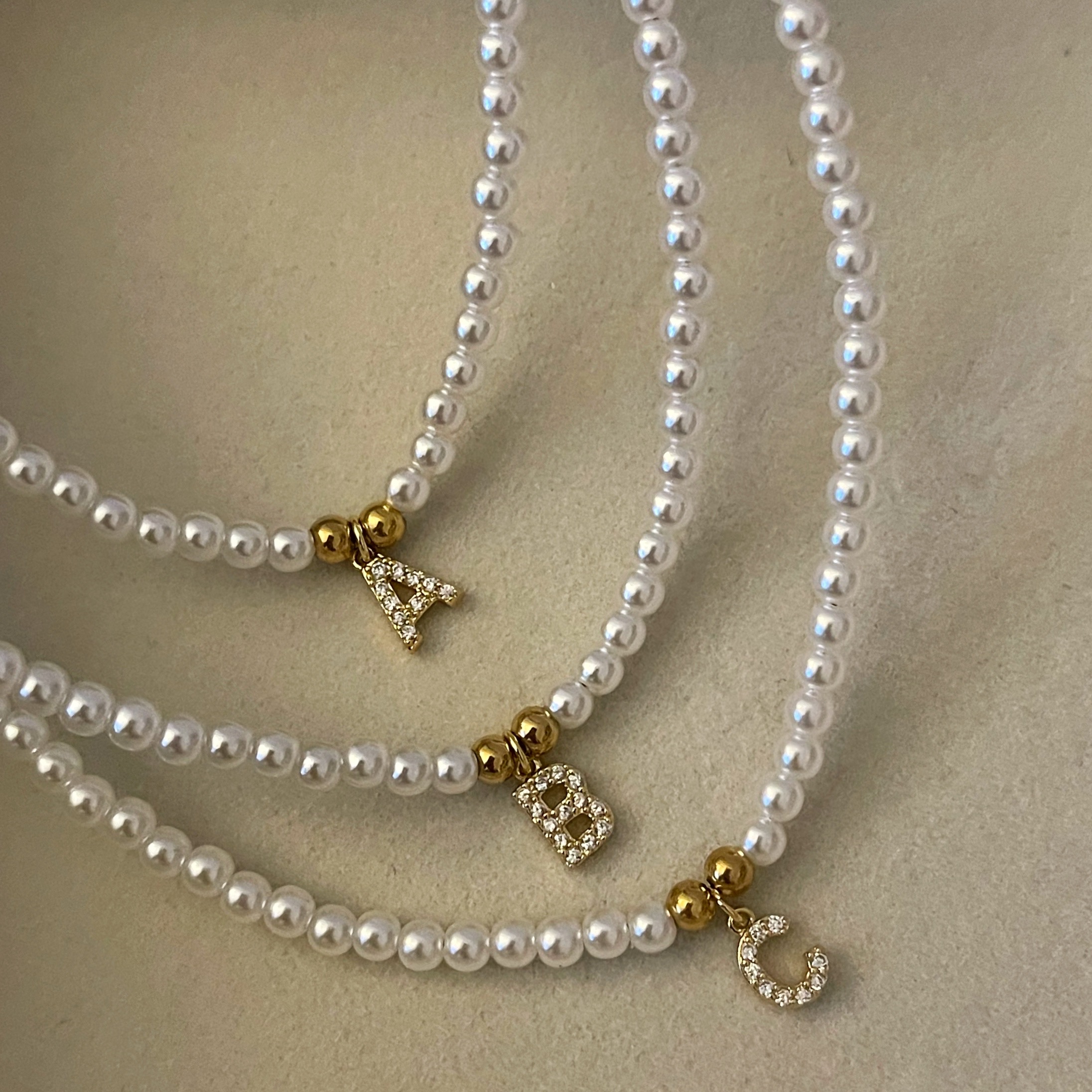 Pearl Choker Initial – ByNouck Jewelry